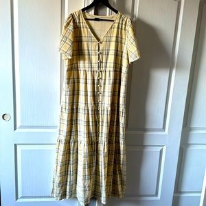 Piper and Scoot Womens size XL maxi dress.